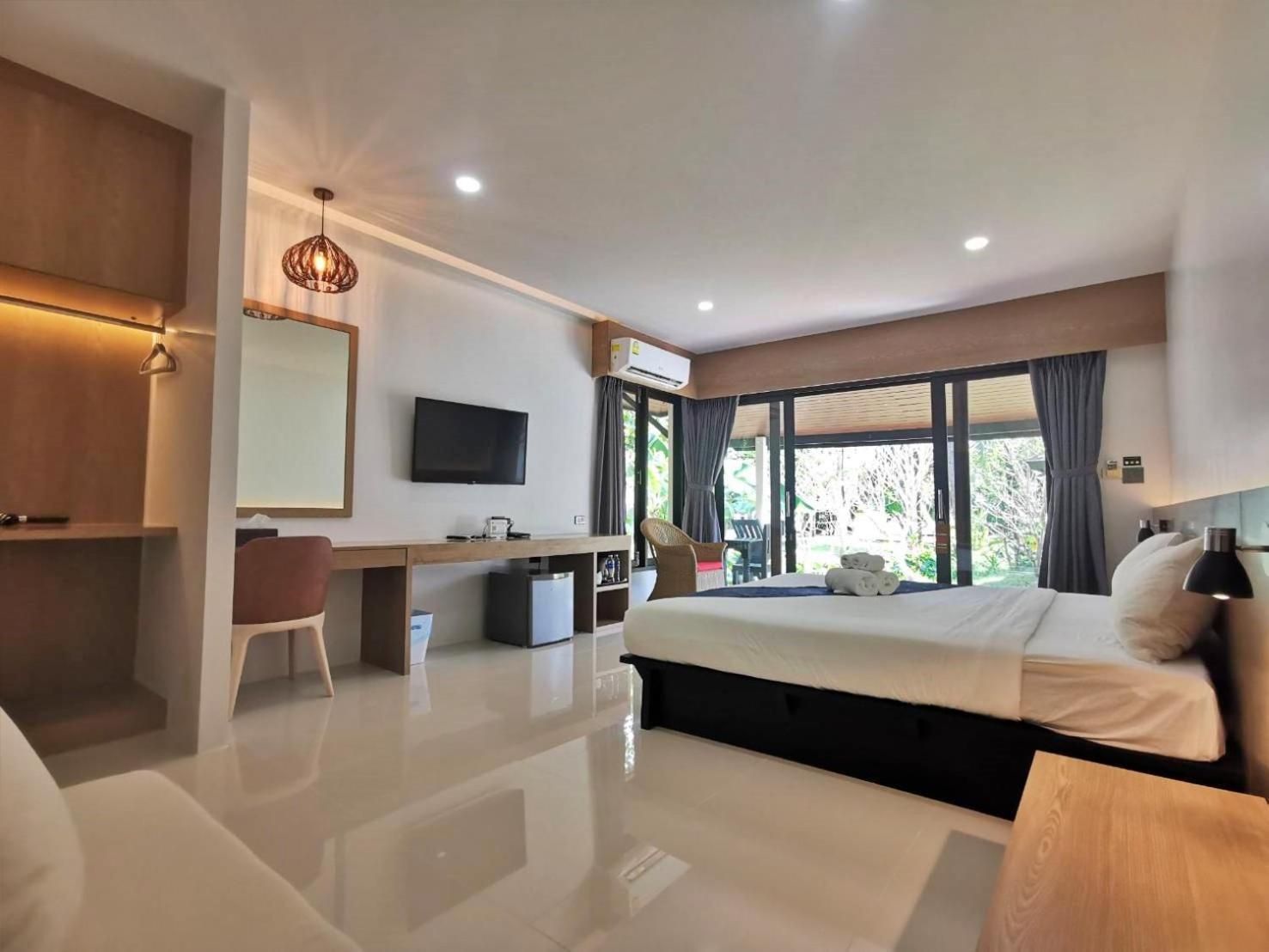 Nana Beach Hotel & Resort Pathiu المظهر الخارجي الصورة