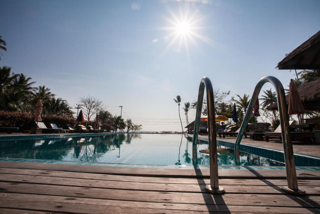 Nana Beach Hotel & Resort Pathiu المظهر الخارجي الصورة