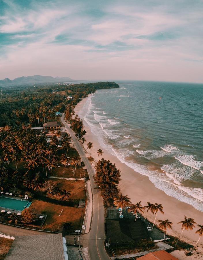 Nana Beach Hotel & Resort Pathiu المظهر الخارجي الصورة